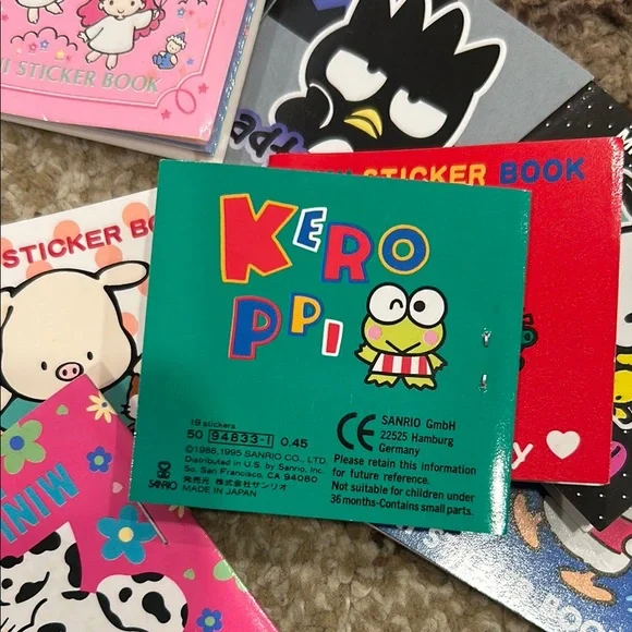 Sanrio Character Mini Sticker Book Set - Picture 4 of 4